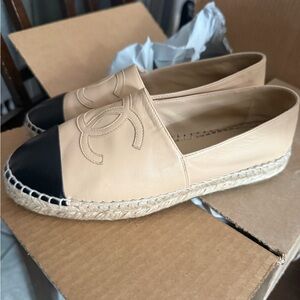 CHANEL Beige and Black Leather Espadrilles
